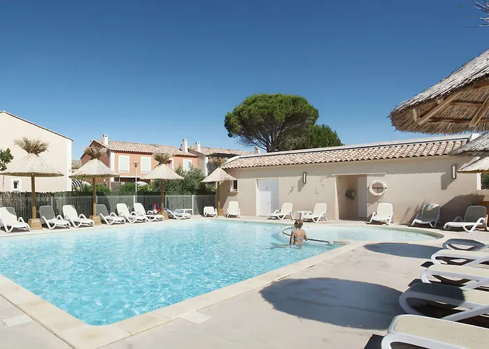 Appart hôtel Résidence Odalys Des Flamants 3*