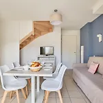 Hotel apartamentowy Odalys Des Flamants Aigues-Mortes