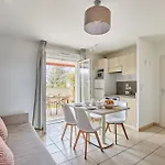 Odalys Des Flamants Hotel apartamentowy