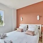 Odalys Des Flamants Hotel apartamentowy Aigues-Mortes