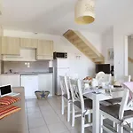 Hotel apartamentowy Odalys Des Flamants Aigues-Mortes
