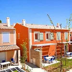 Hotel apartamentowy Odalys Des Flamants Aigues-Mortes