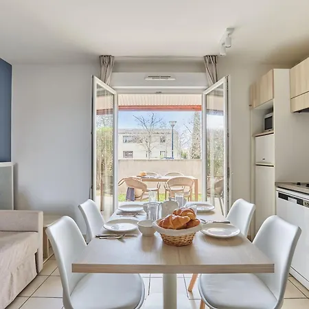 Apart-hotel Odalys Des Flamants 3*