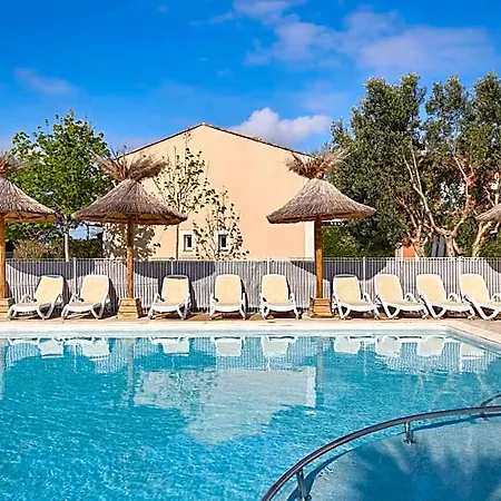 Aparthotel Odalys Des Flamants 3*