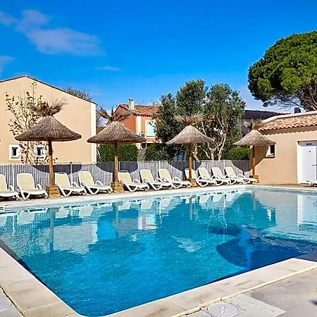 Aparthotel Odalys Des Flamants 3*