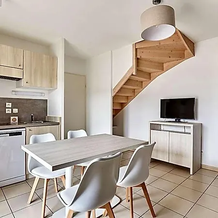 Aparthotel Odalys Des Flamants 3*