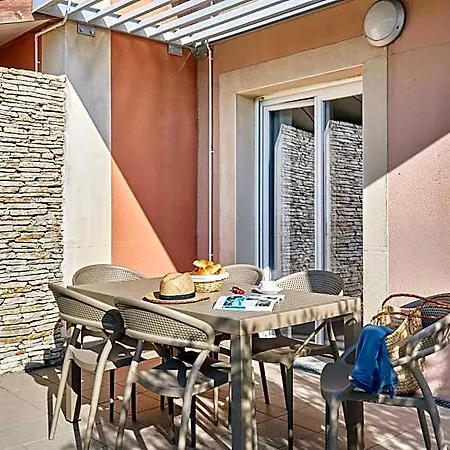 Aparthotel Odalys Des Flamants Aigues-Mortes